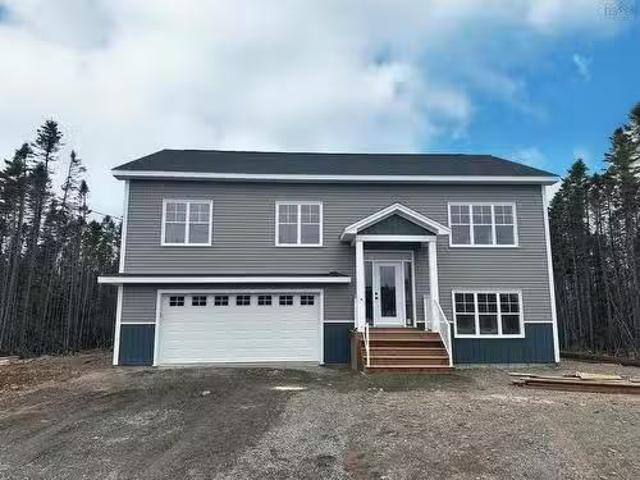 78 Ravenwood Drive, Nine Mile River, NS, B2S 2Y1 house for s.