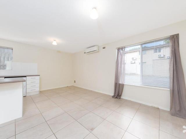 7/8 Rutland Avenue