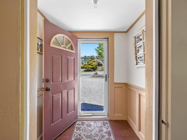 78 Shore Road