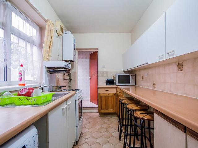 78 Stoney Lane, Sparkbrook, B12 8AF, United Kingdom | 4 bed townhouse for rent #122786958 | Rentberry