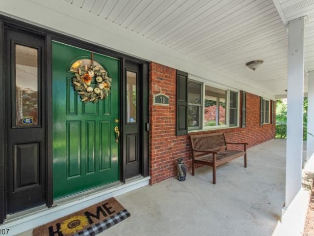 78 Sun Valley Way