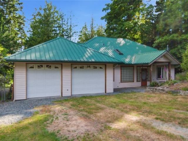 7905 Plumper Way, Pender Island, BC, V0N 2M2 house for sale | Listing ID 1040 | Royal LePage