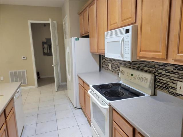 7905 Seminole Blvd, Unit 3404, Seminole, FL 33772 | MLS #TB8515