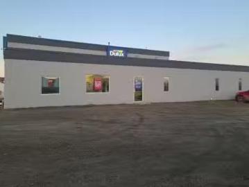 7902 102 Avenue, Peace River, AB, T8S 1A1 commercial for lea.