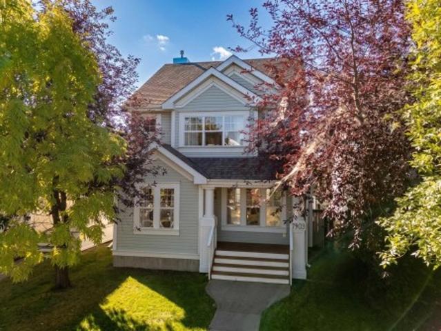 7903 12 Avenue Sw, Edmonton, AB, T6X 1E6 house for sale | Listing ID E4509 | Royal LePage