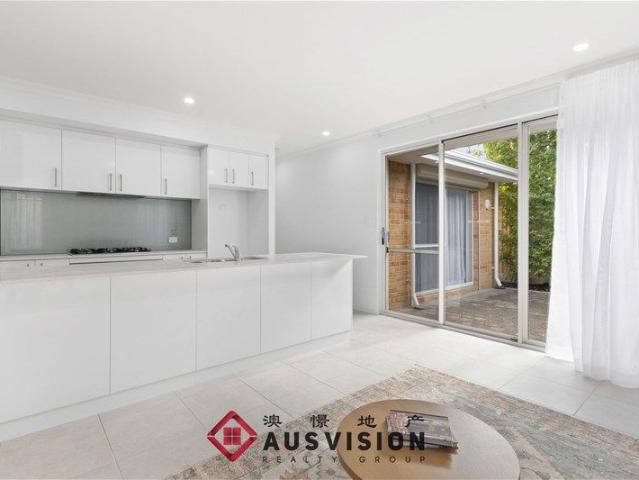 $760/w Modern 3 B Home in Convenient Midland Location