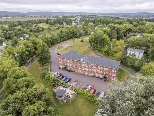790 King Street, Windsor, NS, B0N 2T0 investment for sale L.