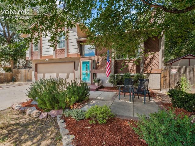 790 Vondelpark Drive