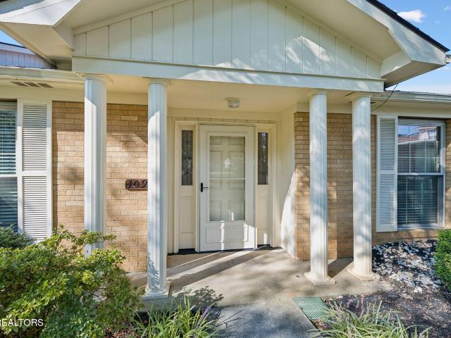 7914 Gleason Drive 1096