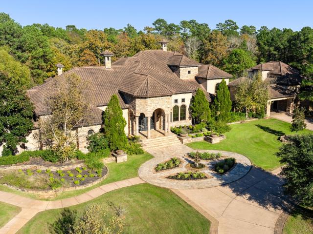 7918 Red Bay Circle