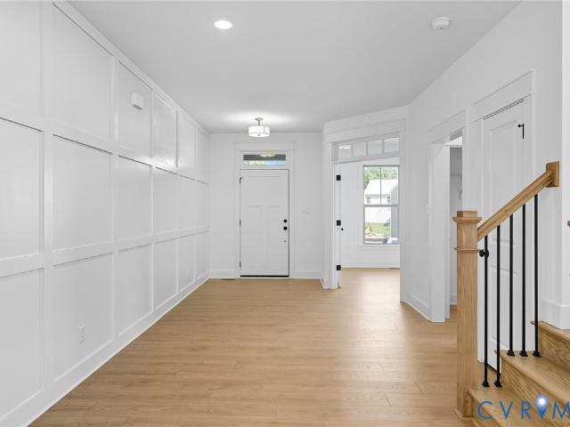 7911 Dandridge Drive