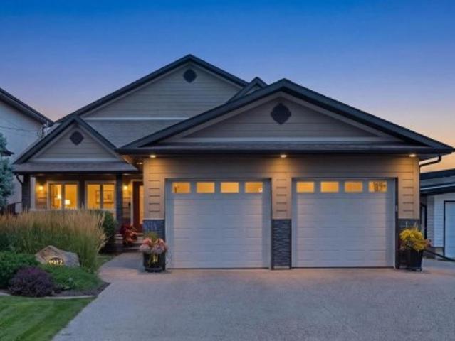 7912 Rowland Road Nw, Edmonton, AB, T6A 3W1 house for sale | Listing ID E4505 | Royal LePage