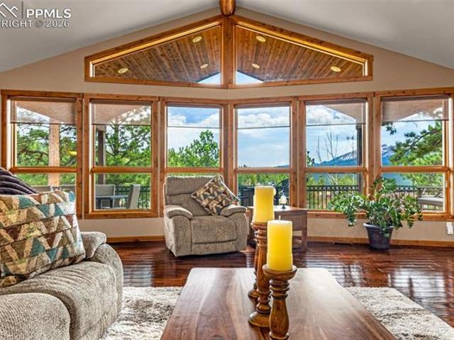 791 Skyline Drive