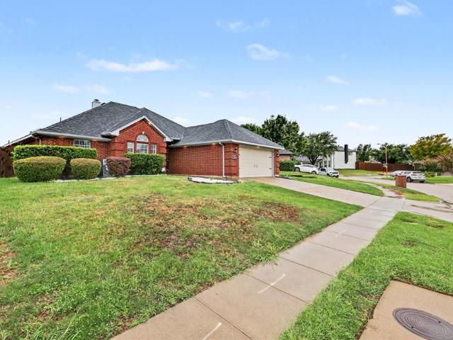 7925 Peregrine Trail
