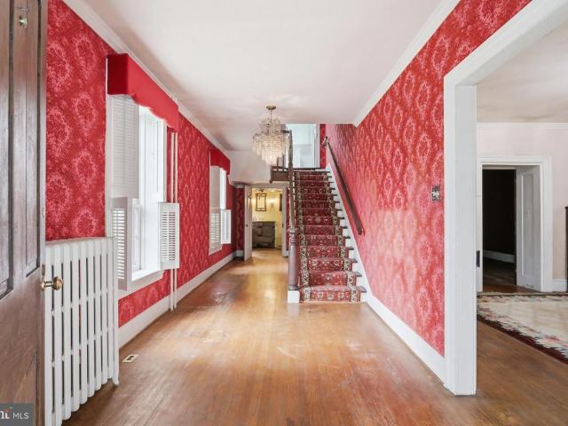 7927 Main Street