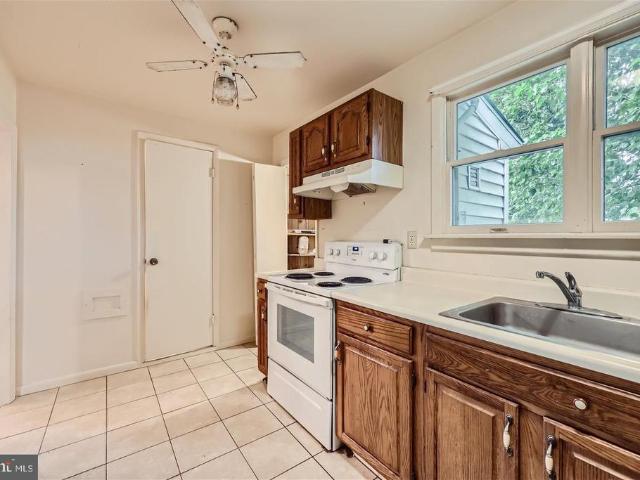 7922 W End Drive