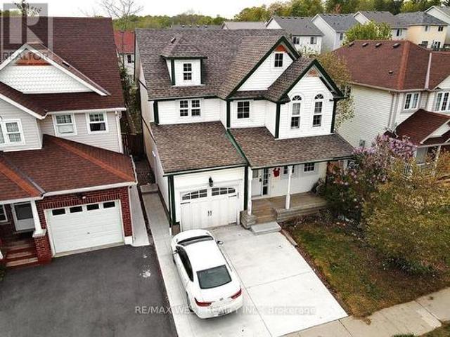 792 Butternut Avenue, Waterloo, ON, N2V 2M3 house for sale | Listing ID X13698 | Royal LePage