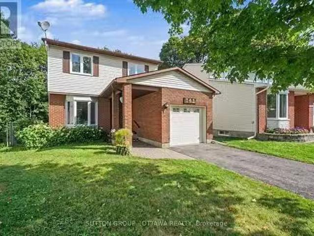 792 Harlequin Crescent, Ottawa, ON, K1E 2P3 house for sale.