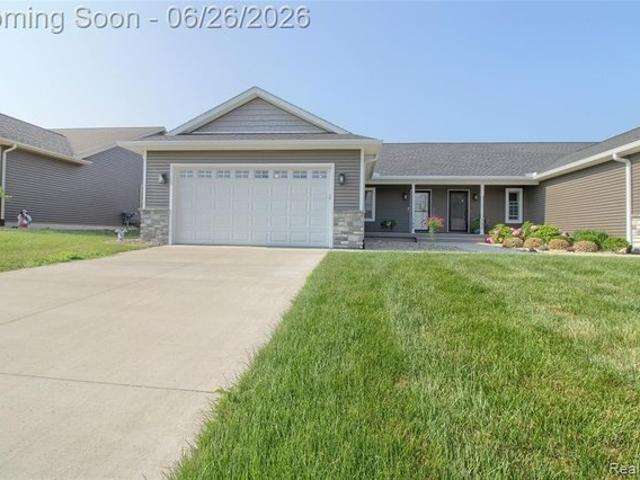 792 Meadows Ct, Grass Lake, MI 49240