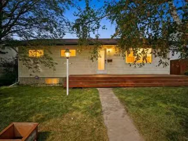 7935 Huntwick Hill Ne, Calgary, AB, T2K 4G9 house for sale.