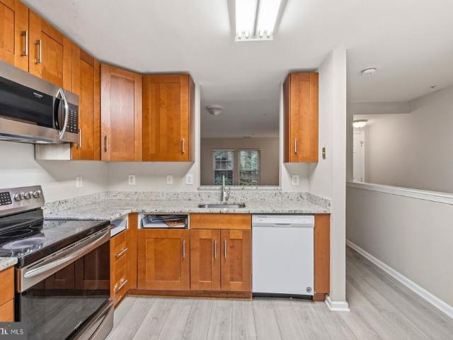 7939 Foxcrest Court # 7939