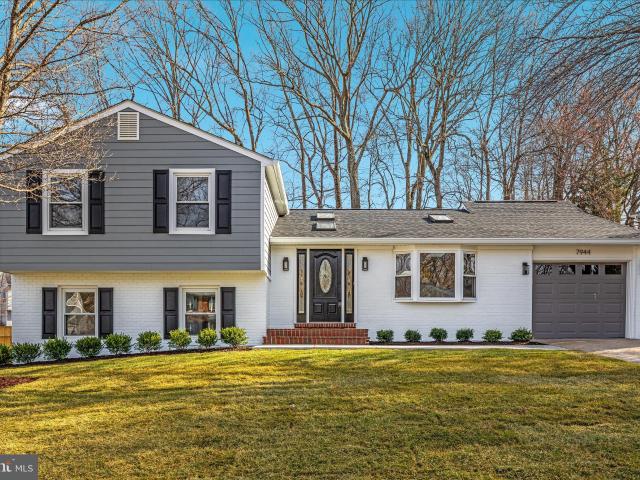 7944 Freehollow Dr, Falls Church, VA 22042 | MLS #VAFX2324