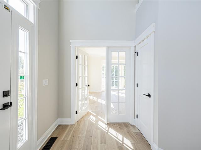 7942 Shire Lane