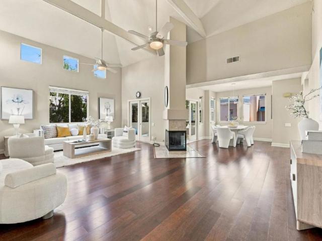 794 Lakeshore Drive