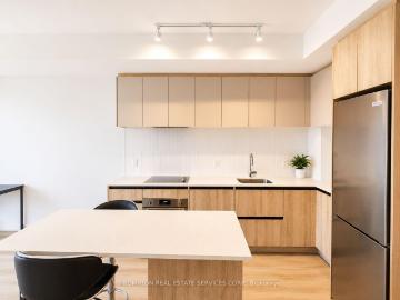 7950 BATHURST ST – SUITE 813, Vaughan
