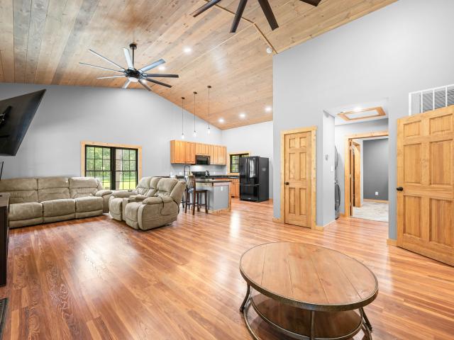 7951 Laurel Drive