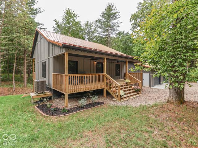 7951 Laurel Drive