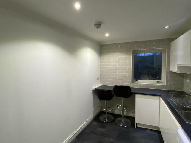 £795 PM·Plantation Park Gardens, Kinining Park, Glasgow