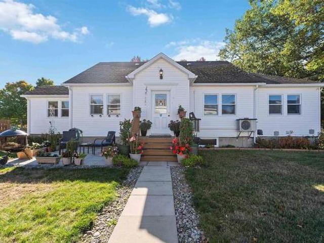 796 & 800 Main Street, Kingston, NS, B0P 1R0 Luxury House for sale | Listing ID 202525 | Royal LePage Carriage Trade Luxury Properties