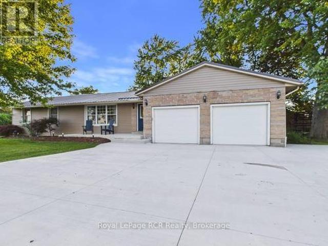 796 Lake Range Drive, Huron Kinloss, ON, N2Z 0B3 house for sale | Listing ID X13606 | Royal LePage