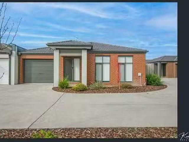 7/96 Lampard Road, Drouin, VIC 3818