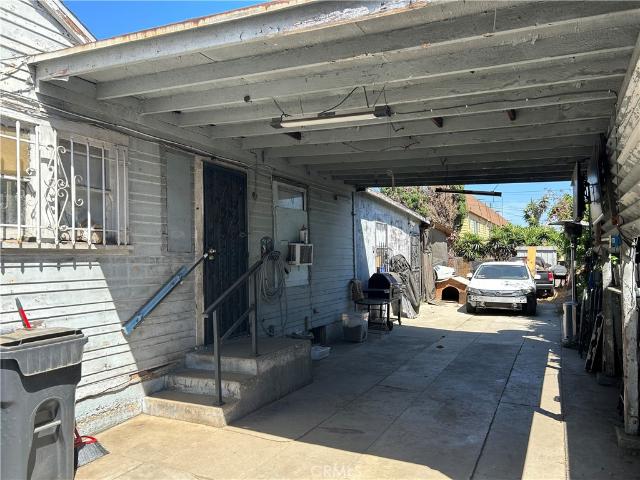 797 E Pine