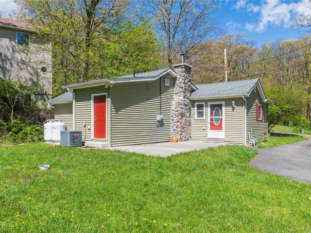 797 Forest Glen Road