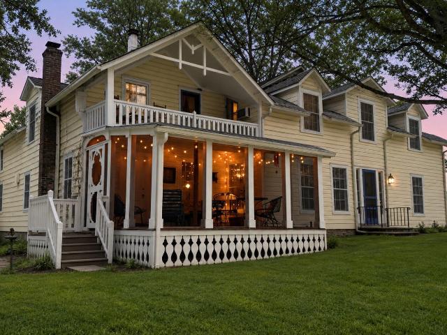 797 Western Road