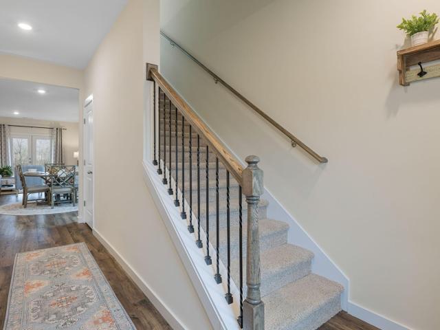 7988 Watercolour Lane