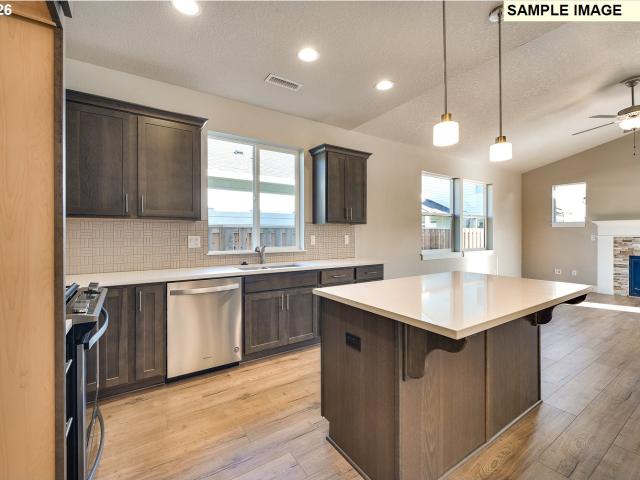 798 NE Alderwood DR # 88