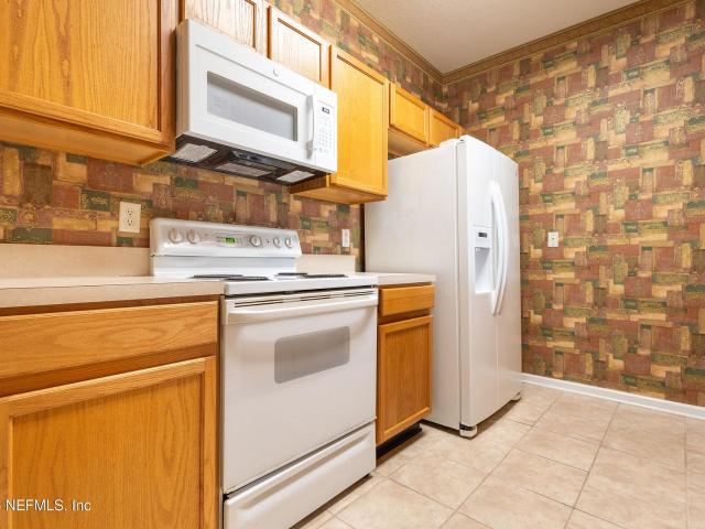 7990 Baymeadows Road, Jacksonville, US, FL