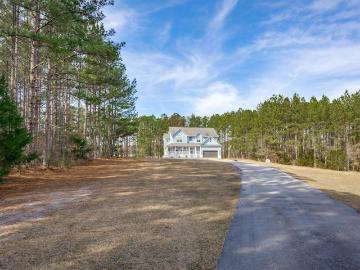 799 Lavinia Lane