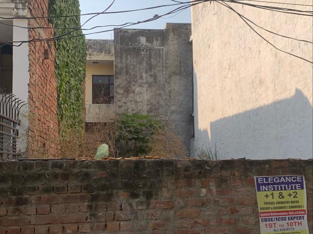 799 Sq.Ft. Plot in Bhabat Zirakpur Listing ID: #10243