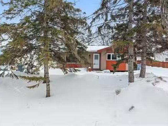 79 Tulane Bay, Winnipeg, MB, R3T 2T8 house for sale Listing.