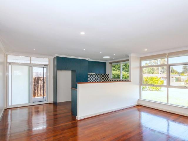 79 Arlunya Ave, Cloverdale, WA 6105