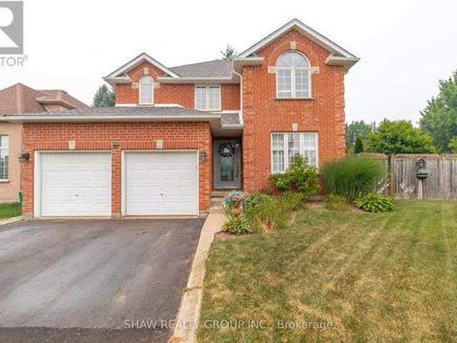 79 Beaverbrook Crescent, Cambridge, ON, N1P 1H1 house for sale | Listing ID X13585 | Royal LePage