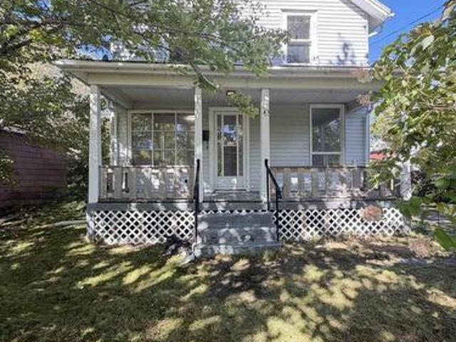 79 Catherine Street, Glace Bay, NS, B1A 2K1 house for sale | Listing ID 202625 | Royal LePage