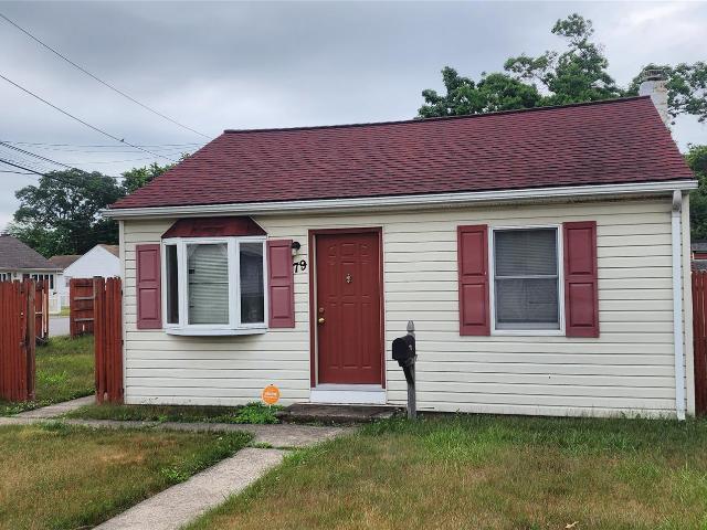 79 Commack Road