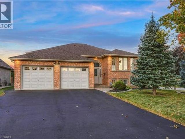 79 Court Drive, Paris, ON, N3L 4G7 house for sale | Listing ID 40868 | Royal LePage