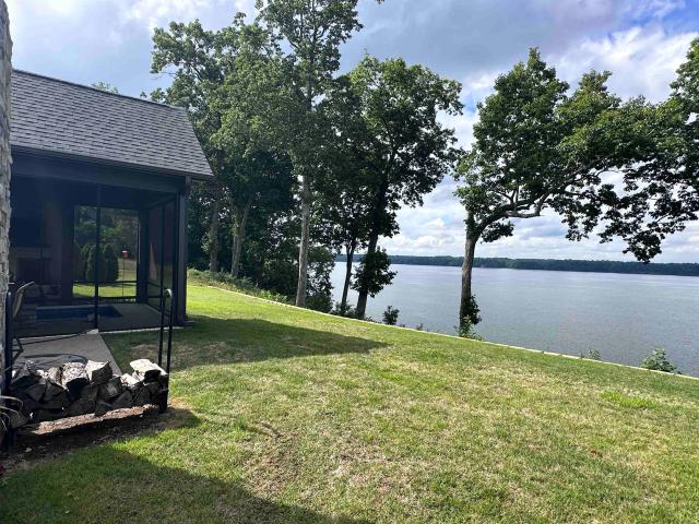 79 Crown Pointe Dr